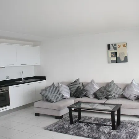 Horizon Sky Coconut 3 Apartment *